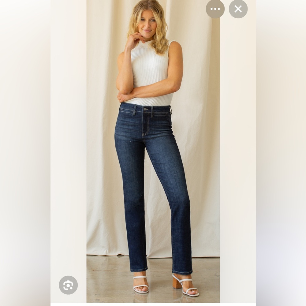 Liverpool slim boyfriend Jean.  Dark wash. Size 2